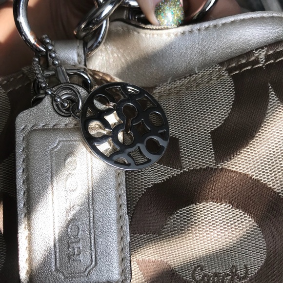 Coach Purse - Picture 5 of 8